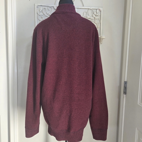 ⭐️Robert Graham Men's Burgundy 1/4 Zip Sweater Size XL - Picture 2 of 4